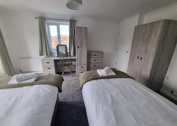 Holiday home House By Cliftonvalley Bristol